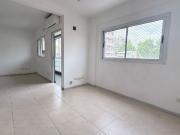 Alquila mono amb 29 m2 cub con balcon