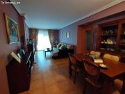 ALQUILAMOS GRAN PISO DE TRES DORMITORIOS EN LAS SALINAS....