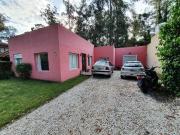 ALQUILER 12 MESES | CASA 2 AMBIENTES | COCHERA | BOSQUE...