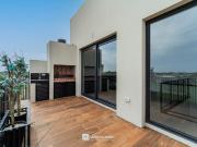 ALQUILER 12 MESES Duplex 4 ambientes Vista lateral al...