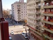 ALQUILER 12 MESES. Departamento de 1 Ambiente a la calle...