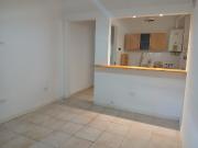 ALQUILER 2 AMBIENTES CON PATIO CABALLITO