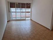 ALQUILER 3 amb con balcon Flores