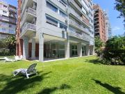 Alquiler 3 ambientes Piso alto. Balcón y cochera