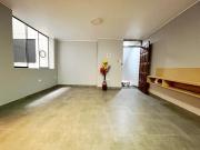 Alquiler 3 dormitorios, 2 baños, segundo piso parque...