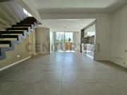 Alquiler 4 Ambientes. Terraza propia y Cochera. Complejo...