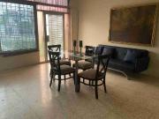 ALQUILER AMPLIA SUITE SEMIAMOBLADA EN URDESA CENTRAL