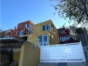 ALQUILER ANUAL MONOAMBIENTE CON PILETA Y COCHERA EN...