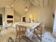 Isla del Golf – Casa en Alquiler Galería, Jardín y Fondo... Isla del Golf – Casa en Alquiler Galería, Jardín y Fondo...