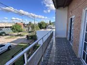 Alquiler Casa 15 años 2 dormitorios, 88m2, con balcón,...