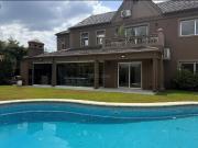 Alquiler Casa 20 años 4 dormitorios, 300m2, 4 cocheras,...