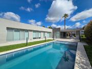 Alquiler Casa 2 dormitorios 13 años, 2 cocheras, 155m2,...