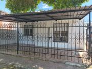 Alquiler Casa 35 años 3 dormitorios, Sur, 1 cochera,...