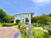 Alquiler Casa 3 dormitorios, 150m2, 6 cocheras, Jorge...