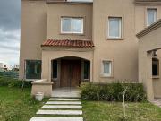 Alquiler Casa 3 dormitorios 2 años, 2 cocheras, 250m2,...