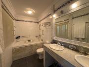 Alquiler Casa 3 dormitorios, 350m2, con balcón, Bs As...
