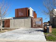 Alquiler Casa 3 dormitorios a estrenar, 240m2, Puertos...