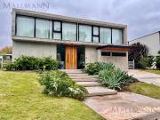 Alquiler Casa 3 Dormitorios Temporal Barrio La Calesa Pilará