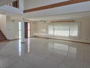 Alquiler Casa 8 años 4 dormitorios, con balcón, Norte,...