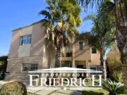 Alquiler Casa 4 dormitorios, 5 cocheras, 250m2, Haras...