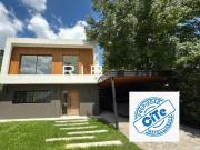 Alquiler Casa 4 dormitorios a estrenar, 1 cochera,...