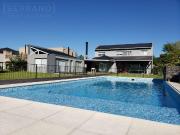 Alquiler casa 5 ambientes en Barrio Sausalito Club, Pilar