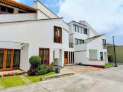 Alquiler Casa Amoblada En Monterrico – 5 Dormitorios,...