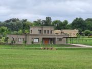 ALQUILER CASA CHACRAS DE LA CRUZ CAPILLA DEL SR