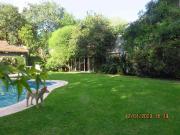ALQUILER CASA CON JARDIN, PILETA Y QUINCHO