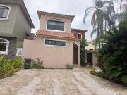 ALQUILER CASA CON PISCINA VIA AL SOL VIA A LA COSTA