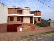 ALQUILER Casa Cuatro Dormitorios San Salvador