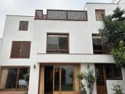 ALQUILER – CASA EN AURORA ESTILO MEDITERRÁNEO USD 3,490