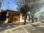 Alquiler Casa en calle Bahia Blanca 2200 A053