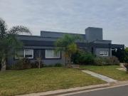 Alquiler Casa en San Sebastian Area 8 Cod 875