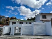 Alquiler Casa La Boyera, La Cabaña, 393M² 4h+s+ 5 1/2 b+4 pe