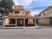 ALQUILER CASA TRES PISOS, NORTE DE MACHALA