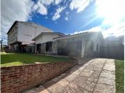 ALQUILER CASA Y DOS DEPTOS VILLA CARLOS PAZ