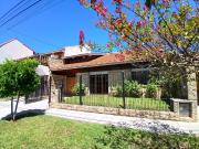 ALQUILER Chalet 4 ambientes con Parque