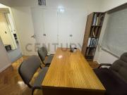 ALQUILER CONSULTORIO / OFICINA 4 ambientes en PB zona...