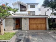 Alquiler de amplia casa–6 Dormitorios+Mini Departamento...