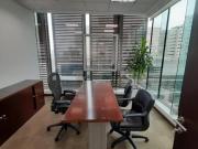 ALQUILER DE AMPLIA OFICINA AMOBLADA EN EDIFICIO...