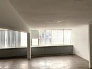 ALQUILER DE AMPLIA OFICINA EN SEGUNDO PISO