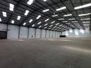 Alquiler de bodega en complejo 2.450m2 Norte de Quito