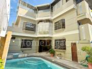 Alquiler de Casa con Piscina y Garaje en Kennedy AM