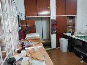 Alquiler de casa en esquina, en Villa Devoto, para uso...