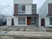 Alquiler de Casa en La Aurora Urb Piamonte 3...