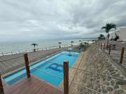 Alquiler de casa en Manta amoblada en urbanización privada