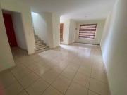 Alquiler de casa en Manta en urbanización privada