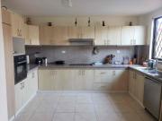 Alquiler de casa en Manta en urbanización privada zona sur