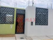 Alquiler De Casa En Urbanizacion Palma Real. J.RUIZ